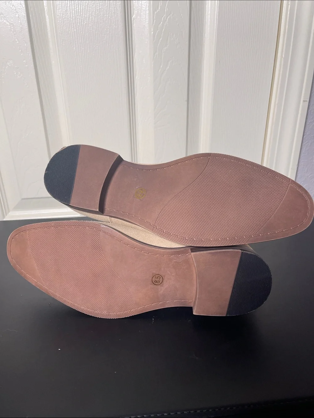 Men's Suede Chukka Boots in Light Beige with Brown Elastic